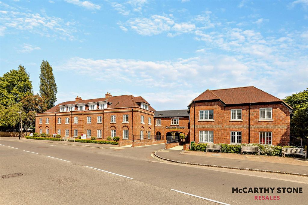 1 bed flat for sale59-61 The Broadway, Amersham, Buckinghamshire HP7