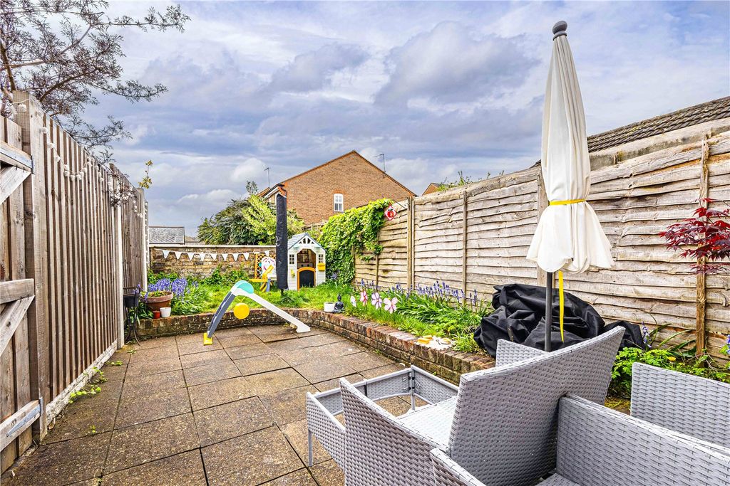 Additional image 14 of 2 bed terraced house for saleHolliday Street, Berkhamsted, Hertfordshire HP4