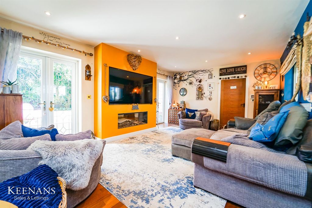 Additional image 7 of 5 bed detached house for saleManchester Road, Barnoldswick BB18