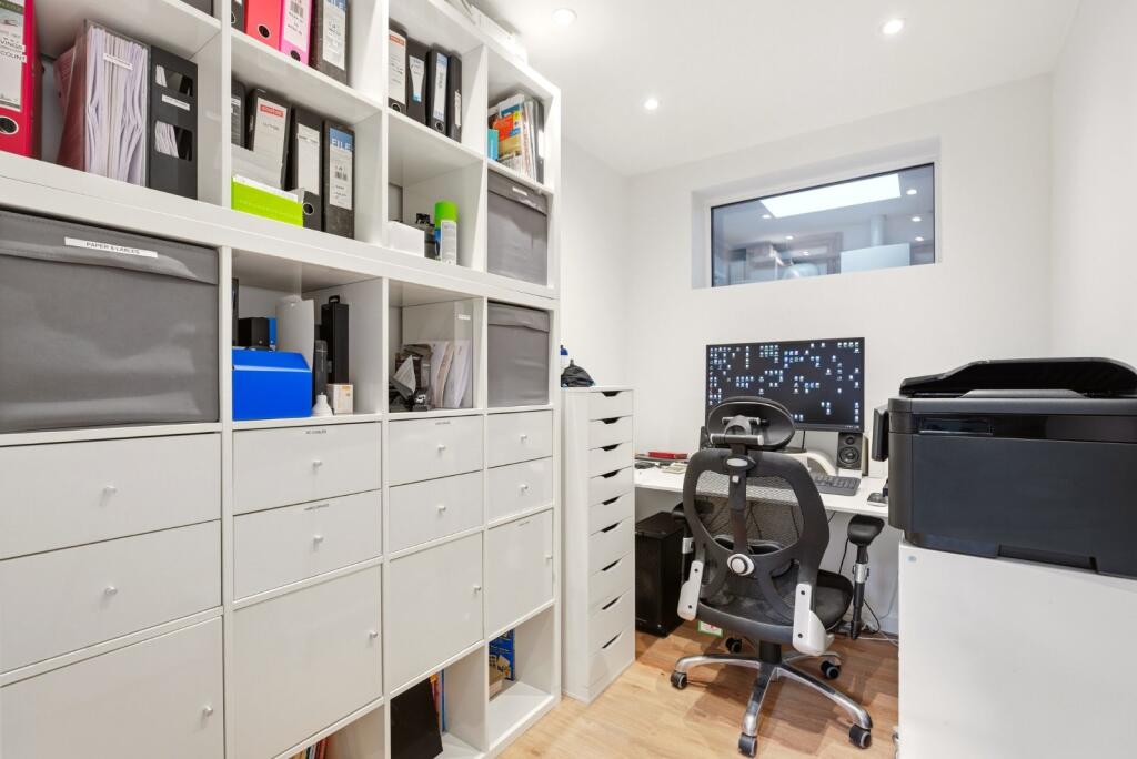 Additional image 13 of Oakwood Road, Bricket Wood, St. Albans, Hertfordshire, AL2