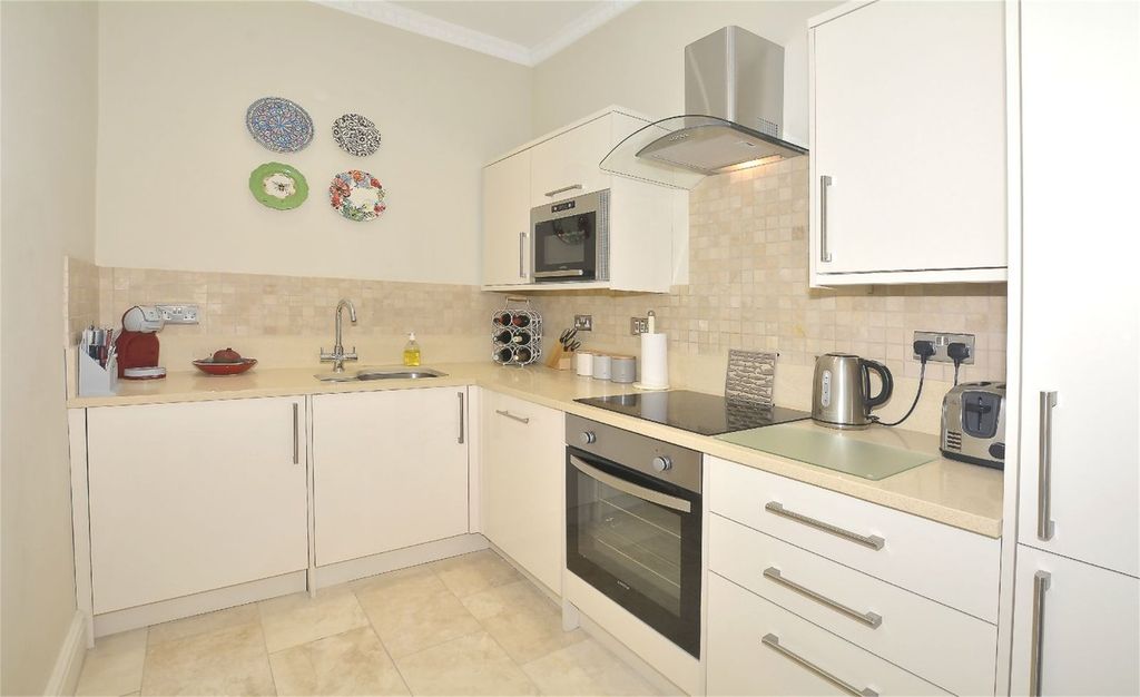 Additional image 2 of 2 bed flat for saleGreat Pulteney Street, Bath BA2