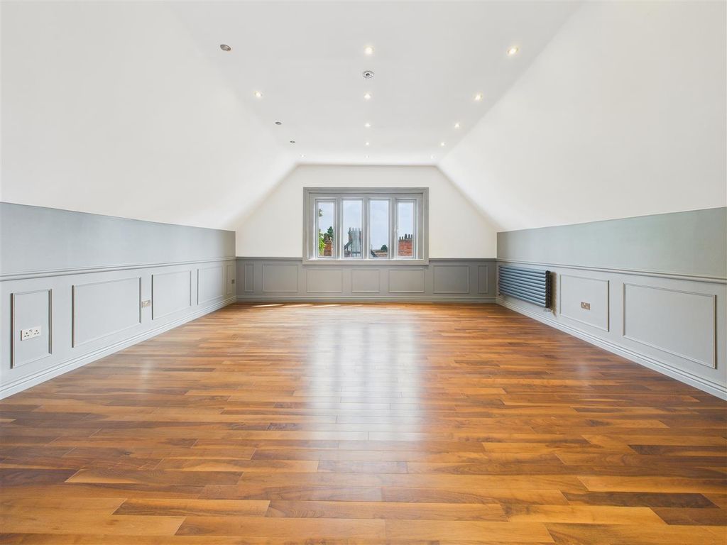 Additional image 4 of 2 bed flat for saleFerriby Road, Hessle HU13