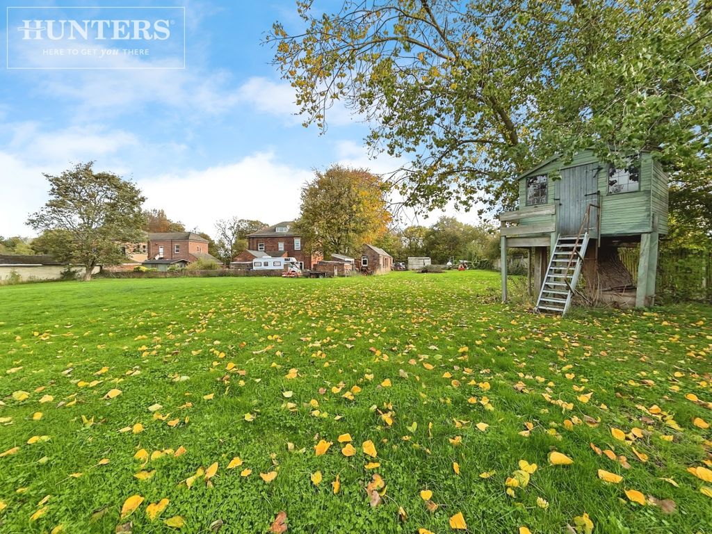 Additional image 30 of 5 bed detached house for saleLund Hill Lane, Royston, Barnsley S71
