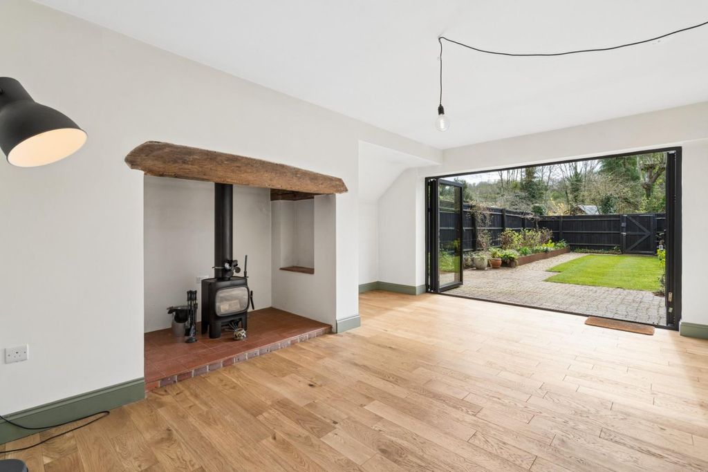 Additional image 5 of 3 bed terraced house for saleHigh Street, Old Amersham, Buckinghamshire HP7