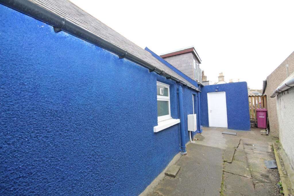 Additional image 19 of Seatown, Cullen