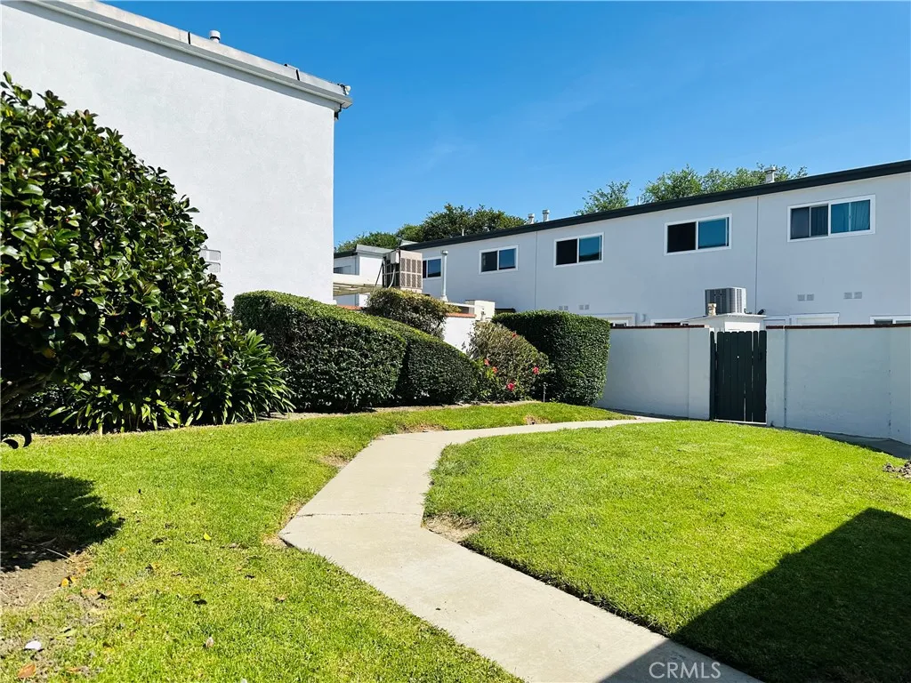 1955 W Greenleaf Avenue Unit E, Anaheim, CA 92801