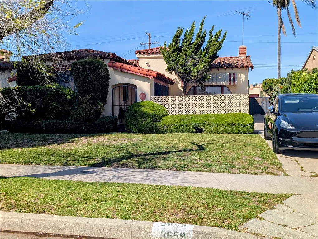 Additional image 6 of 3659 W 63rd St, Los Angeles, CA 90043