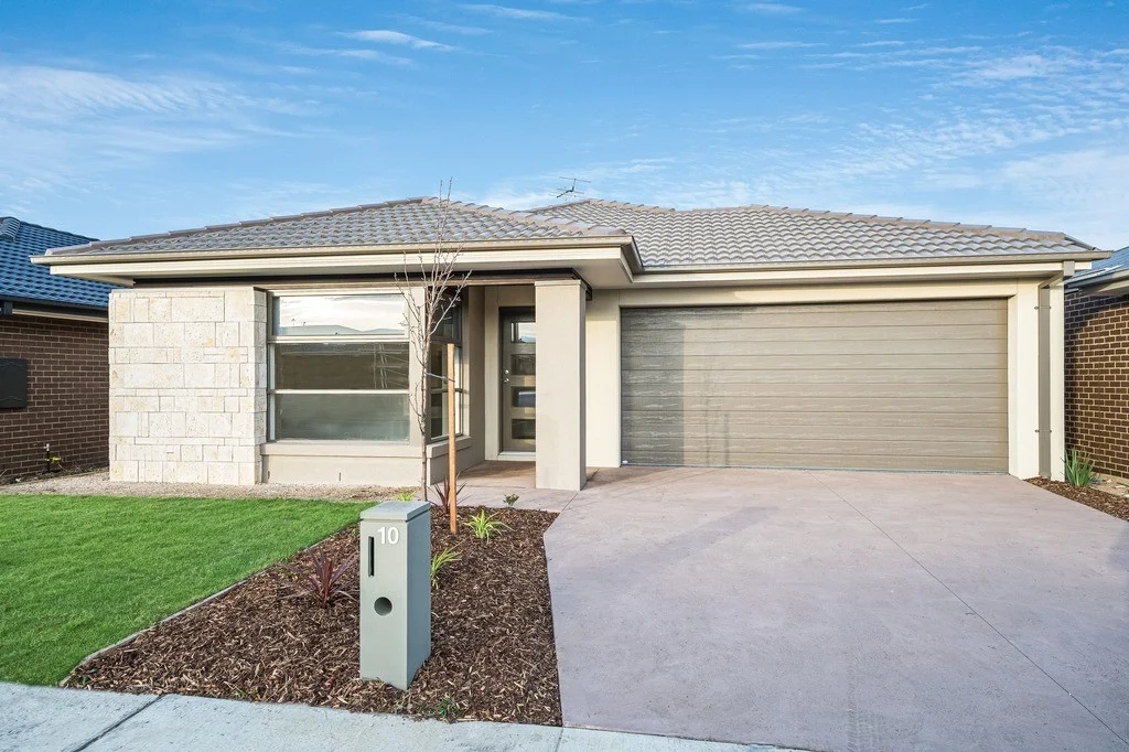 10 Eagle Rd, Armstrong Creek VIC 3217