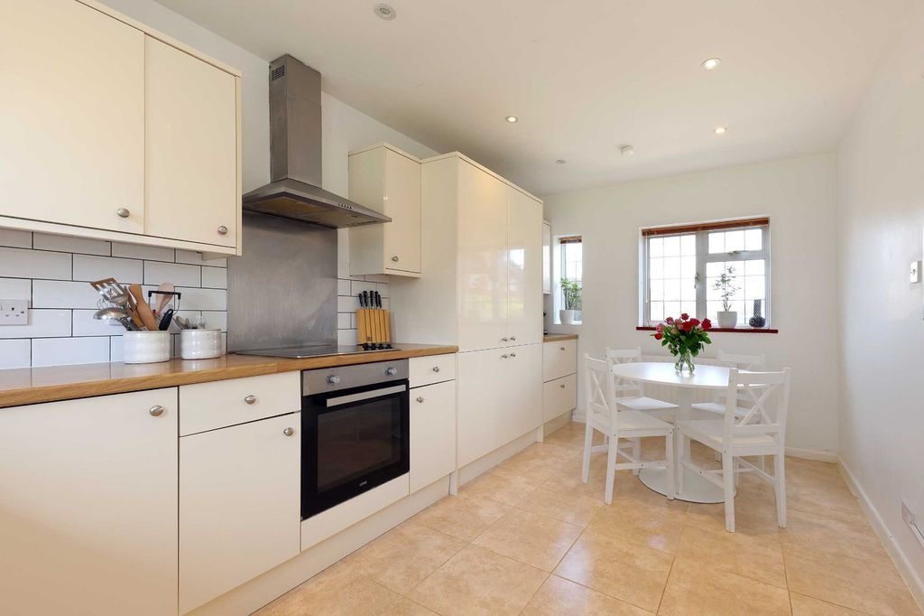 Additional image 3 of 3 bed terraced house for saleWaller Road, Beaconsfield, Buckinghamshire HP9