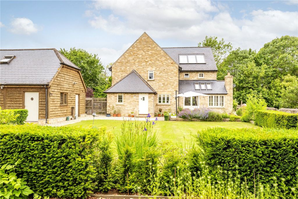 Additional image 12 of 7 bed detached house for saleAlchester Road, Chesterton, Bicester, Oxfordshire OX26