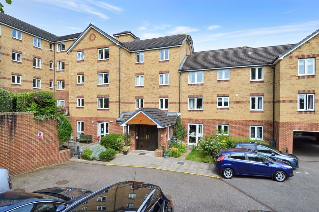 Additional image 10 of 1 bed flat for saleWoodlands Court, Walderslade Road, Chatham ME5