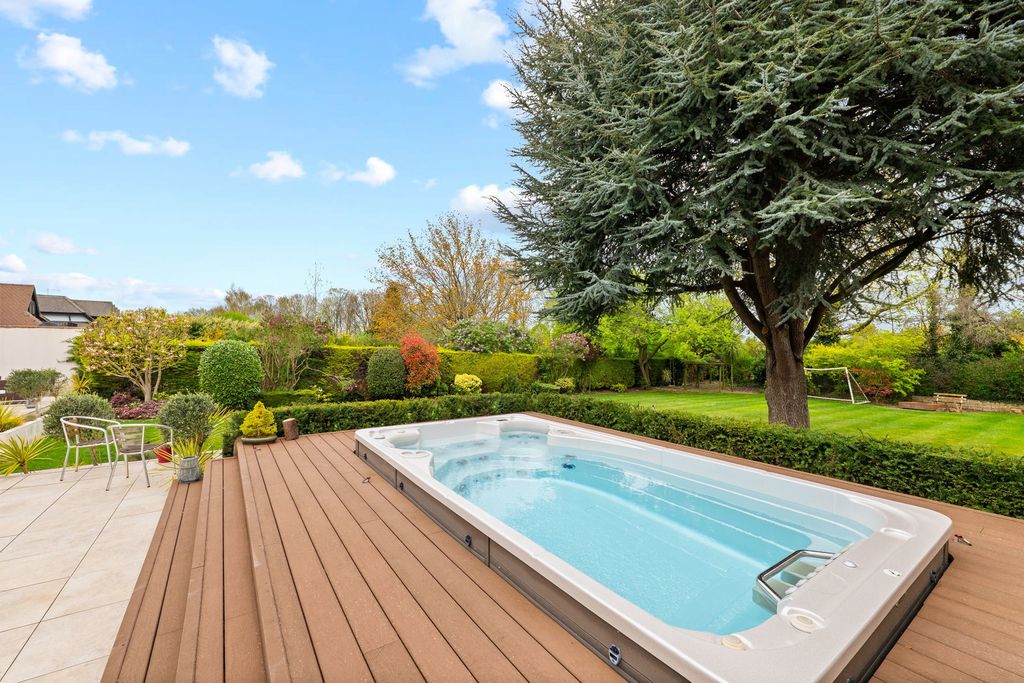 Additional image 32 of 4 bed detached house for saleGilhams Avenue, Banstead SM7