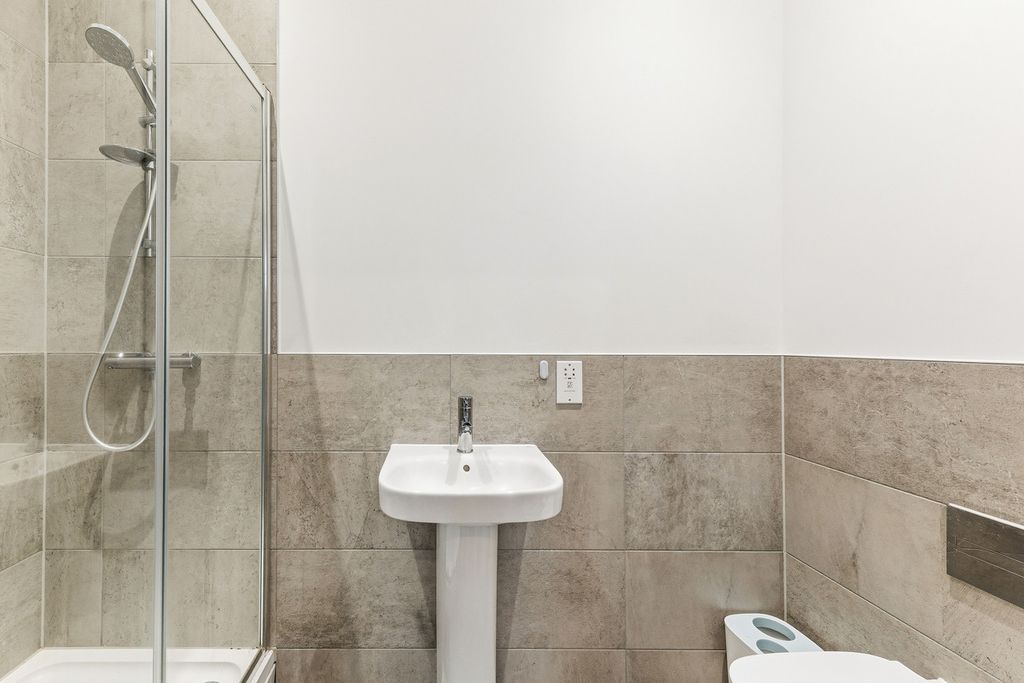 Additional image 12 of 2 bed end terrace house for saleBobbin Row, Leeds LS12