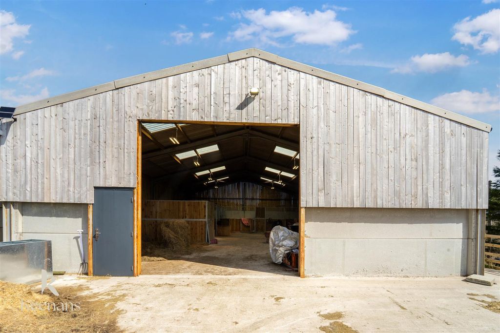 Additional image 14 of 4 bed farmhouse for saleTodmorden Road, Bacup OL13