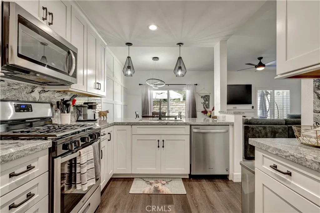 Additional image 26 of 28102 Bobwhite Cir Unit 3, Saugus, CA 91350