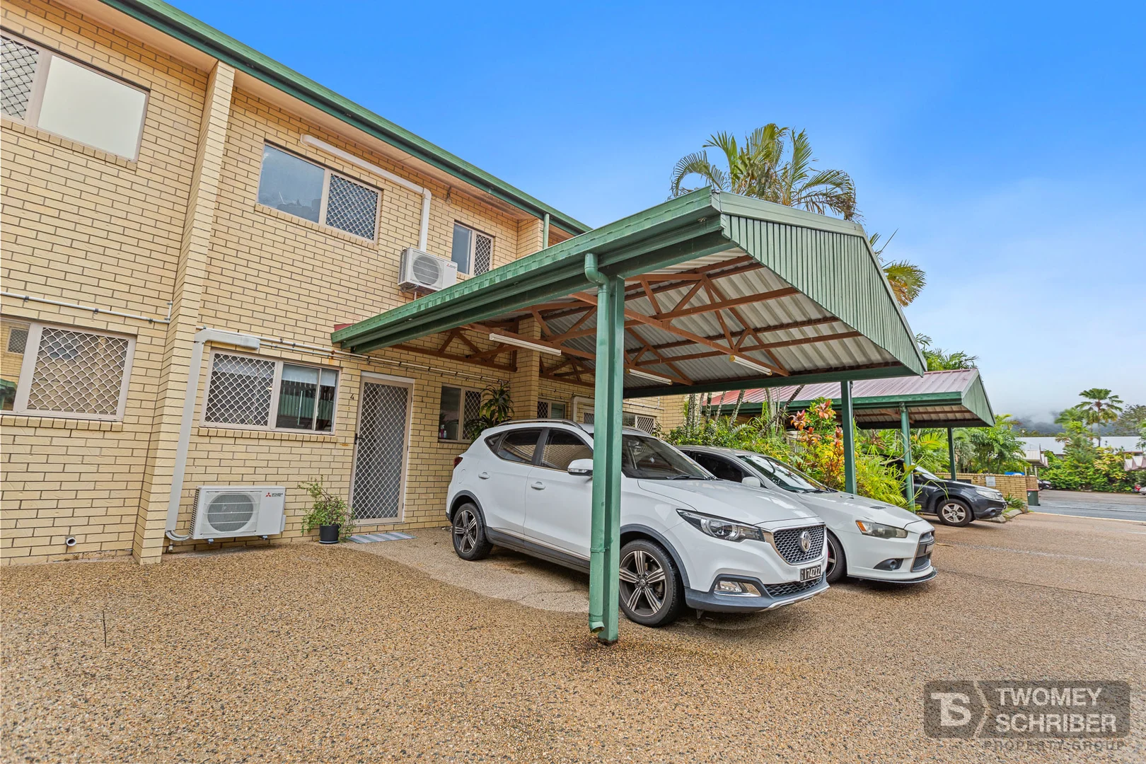 4/5 Grantala Street, Manoora QLD 4870 photo 2