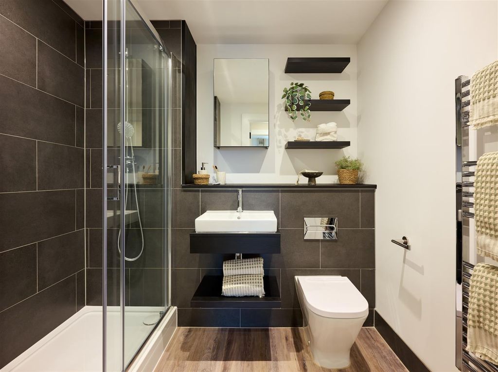 Additional image 7 of 2 bed flat for saleBankside Gardens, Reading RG2