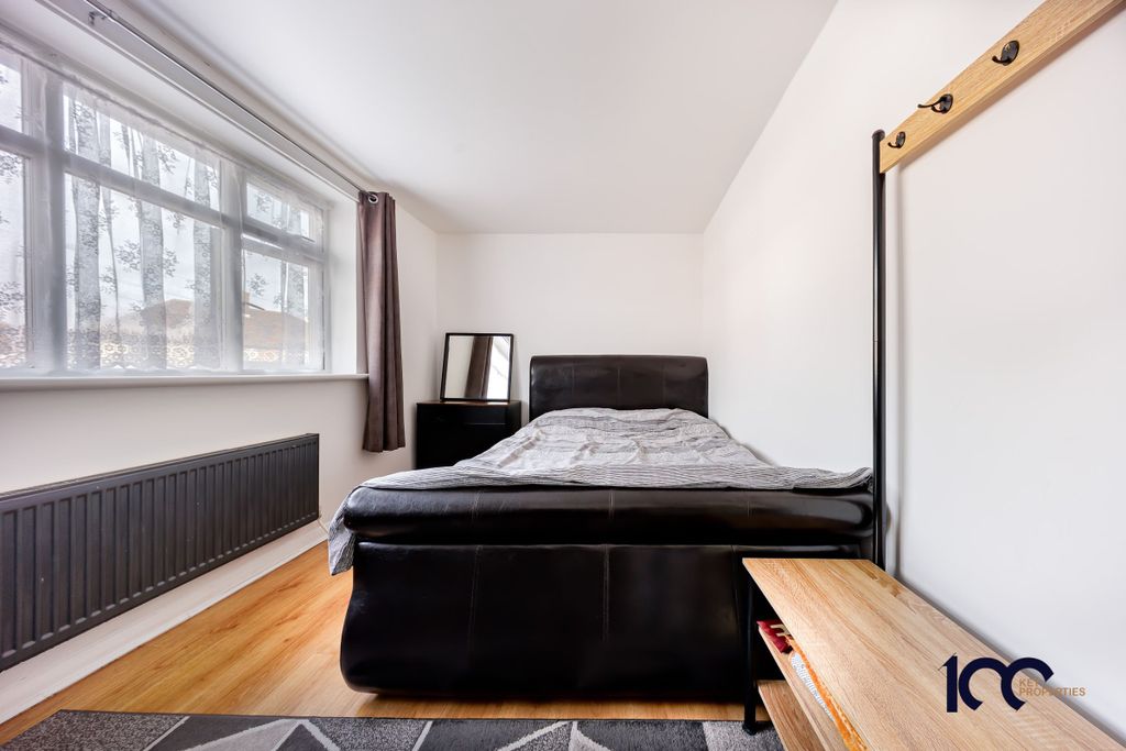 Additional image 19 of 4 bed semi-detached house for saleEliot Road, Dagenham RM9