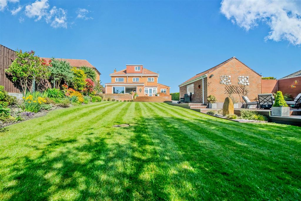 Additional image 31 of 4 bed detached house for saleGreenhill Lane, Wortley, Leeds LS12