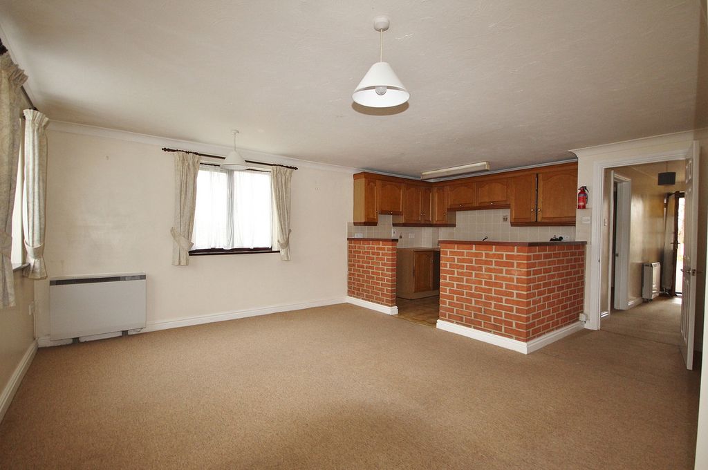 Additional image 3 of 1 bed flat for saleBurford Road, Carterton OX18