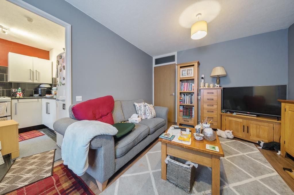 Additional image 3 of 2 bed flat for saleThe Larches, Carterton OX18