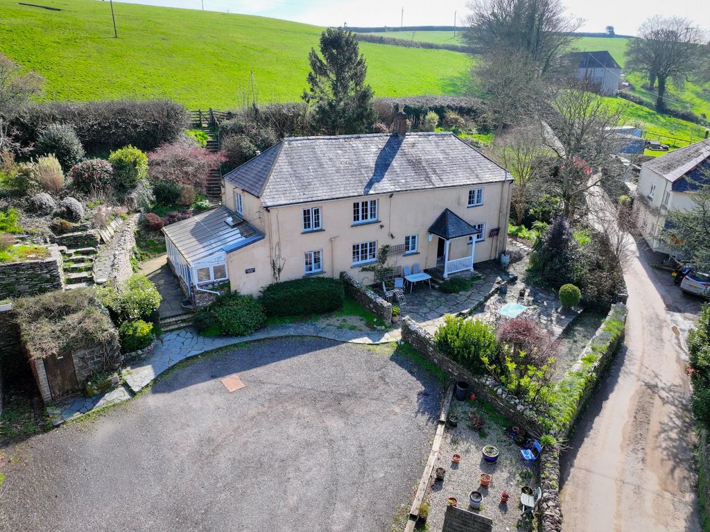 9 bed detached house for saleLedstone, Kingsbridge, Devon TQ7