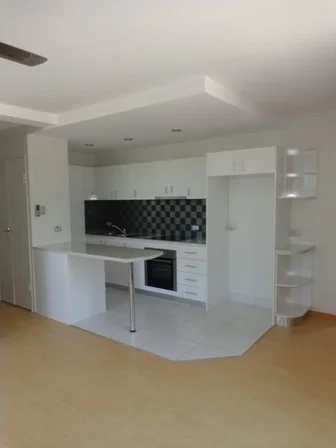 Additional image 2 of 3/387 Cavendish Road, Coorparoo QLD 4151
