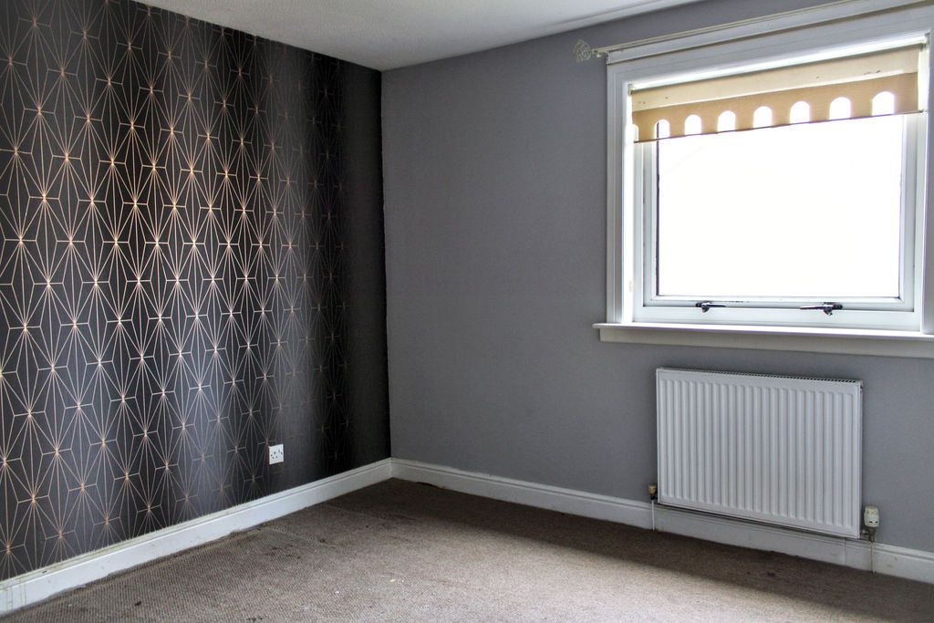 Additional image 4 of 3 bed semi-detached house for sale10 Arran Court, Alloa FK10