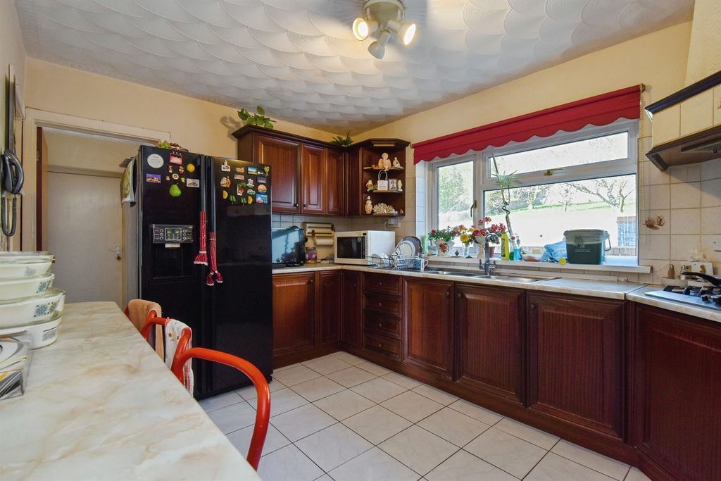 Additional image 18 of 5 bed detached house for saleCenarth Drive, Aberdare CF44