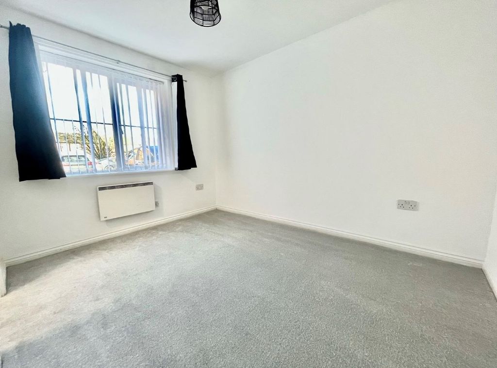 Additional image 5 of 2 bed flat for saleDorman Gardens, Middlesbrough TS5