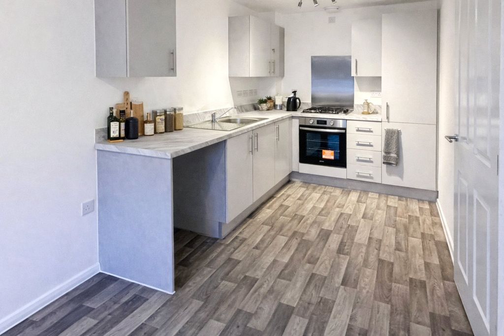 Additional image 2 of 2 bed semi-detached house for saleTundra Close, Doncaster, South Yorkshire DN4