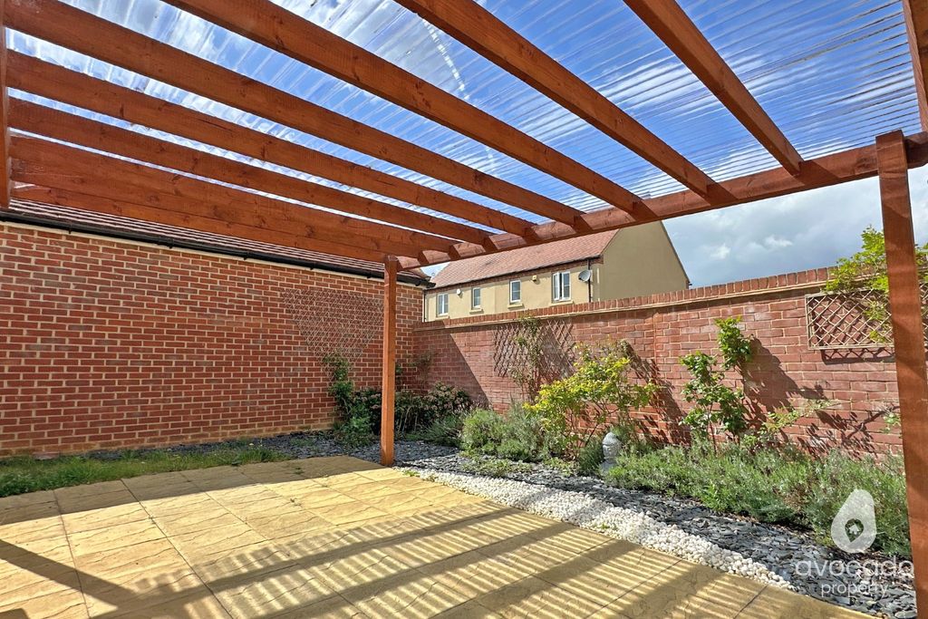 Additional image 8 of 5 bed detached house for saleWhitelands Way, Kingsmere, Bicester OX26