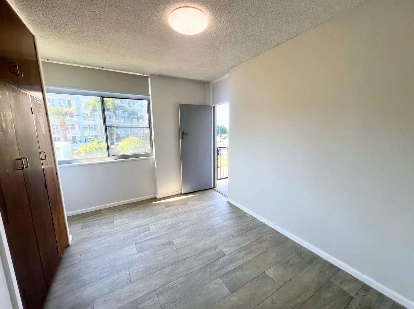 Additional image 9 of 4/73 Marine Parade, Redcliffe QLD 4020