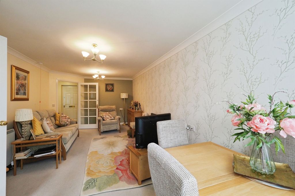Additional image 4 of 1 bed flat for saleKedleston Close, Belper DE56