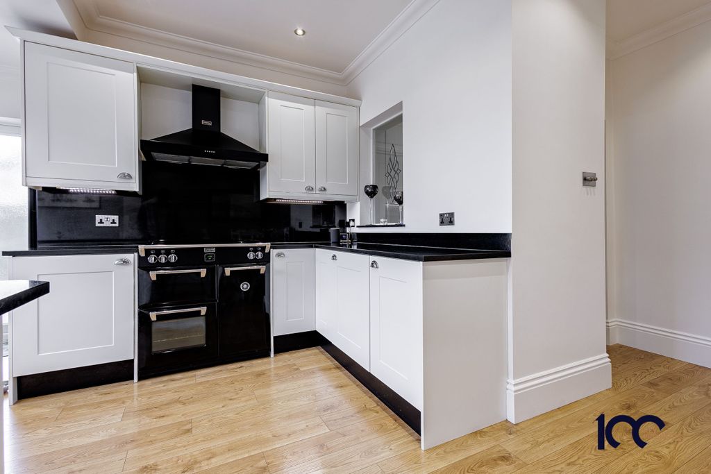 Additional image 8 of 2 bed semi-detached house for saleCrystal Avenue, Hornchurch RM12