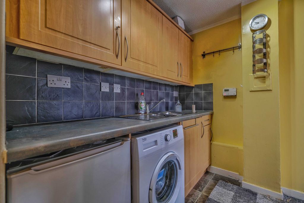 Additional image 5 of 1 bed flat for salePark View, Bathgate EH47
