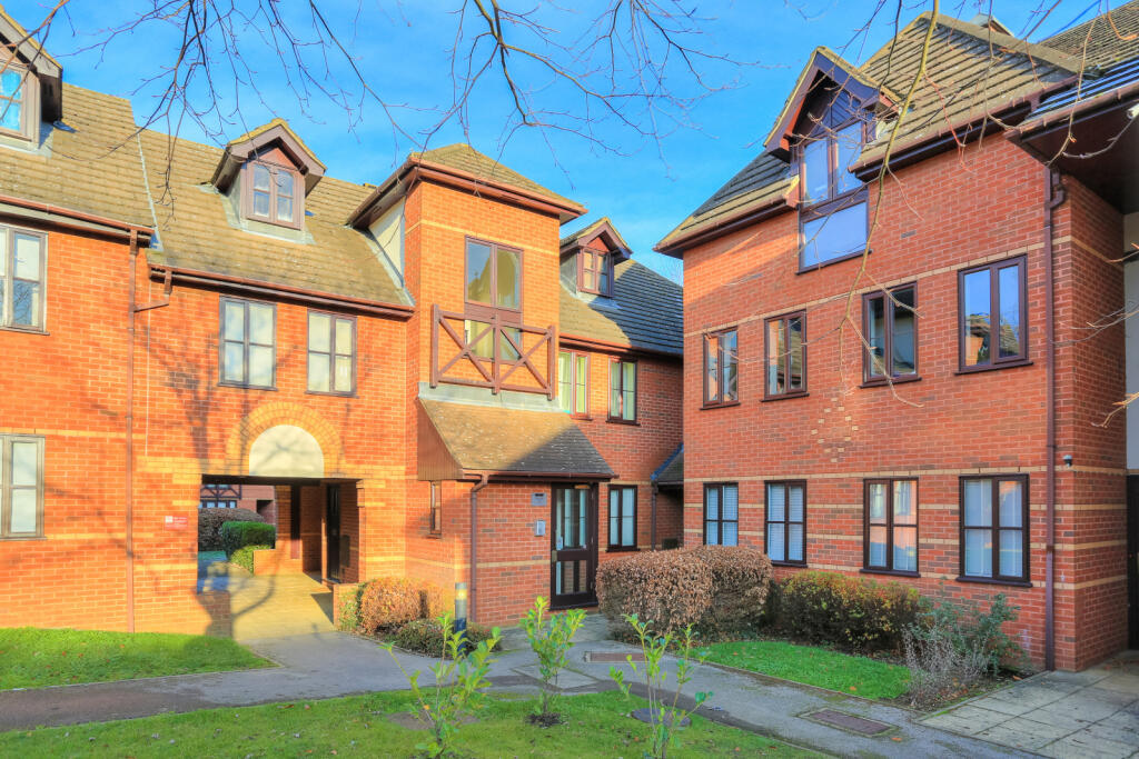 Station Road, Harpenden, Hertfordshire, AL5