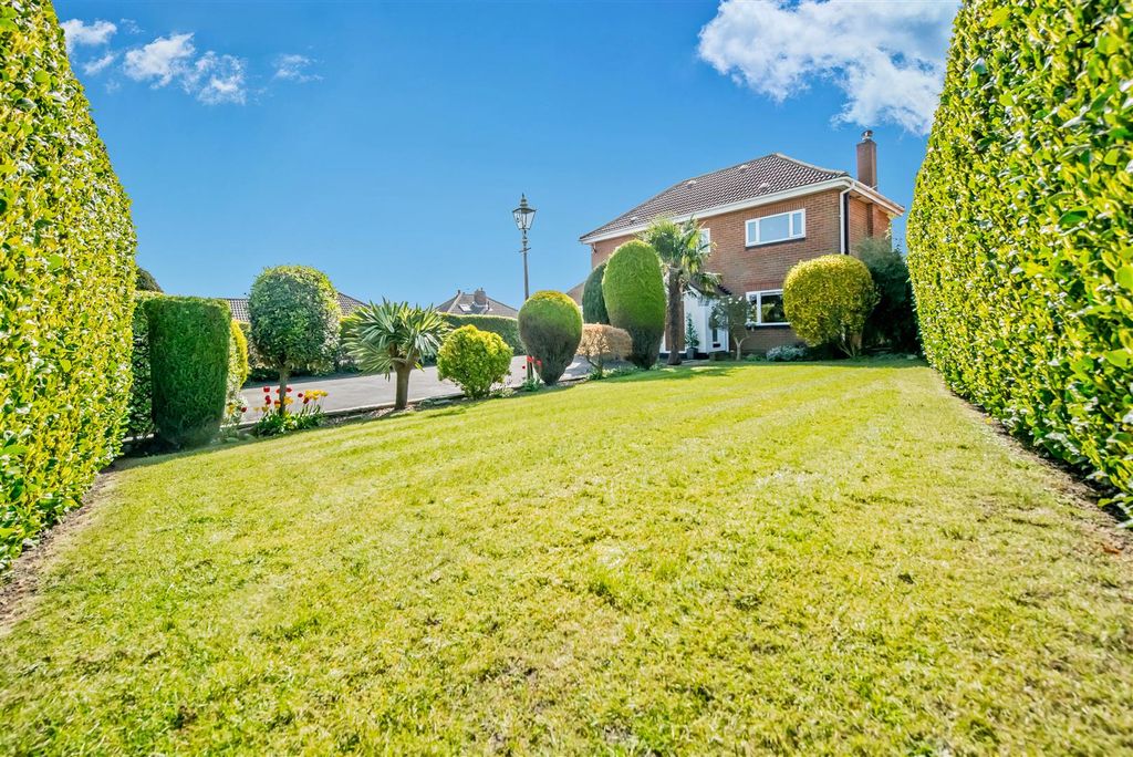 Additional image 35 of 4 bed detached house for saleGreenhill Lane, Wortley, Leeds LS12