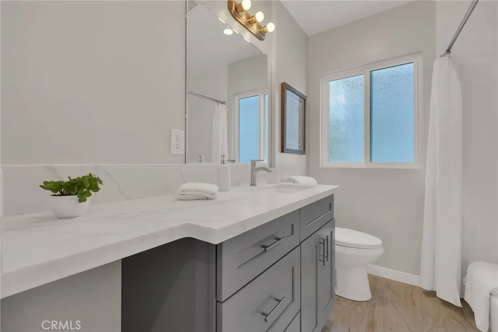 Additional image 20 of 3827 Lomina Ave, Long Beach, CA 90808