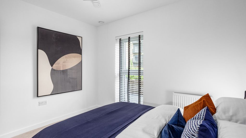 Additional image 6 of 2 bed flat for saleFlagstaff Road, Reading RG2