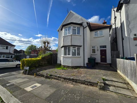 St. Johns Road NW11
