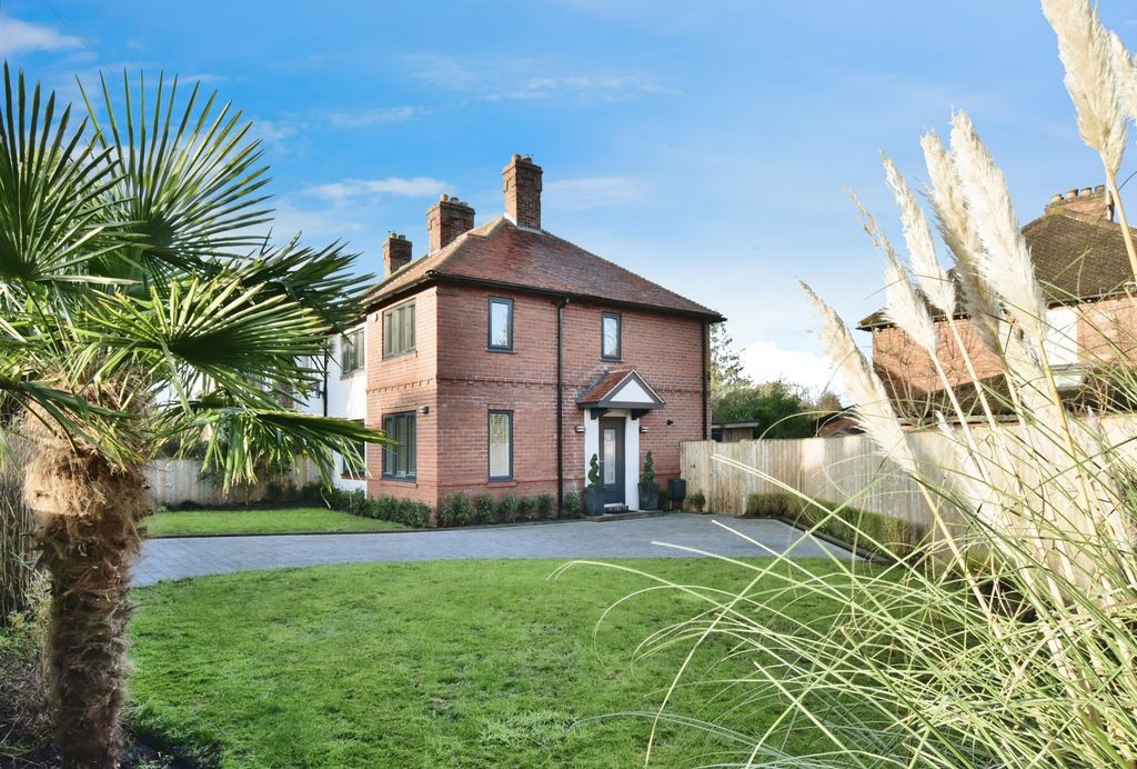 Additional image 8 of 3 bed semi-detached house for saleCrescent Road, Alderley Edge, Cheshire SK9