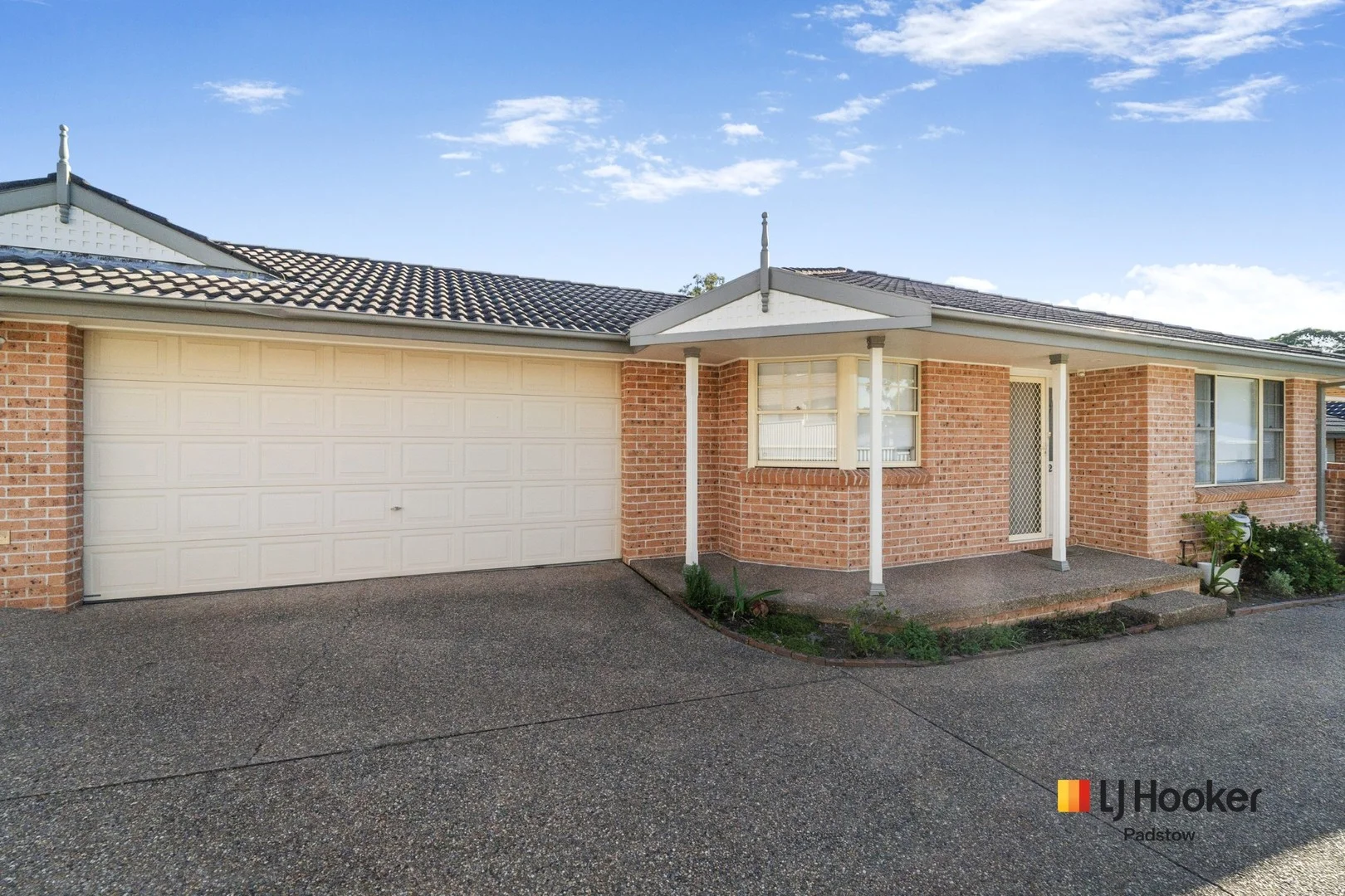 2/94 Iberia Street, Padstow NSW 2211
