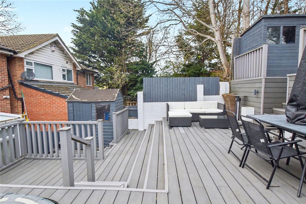 Additional image 24 of 3 bed detached house for saleCliffe Park Close, Wortley, Leeds, West Yorkshire LS12