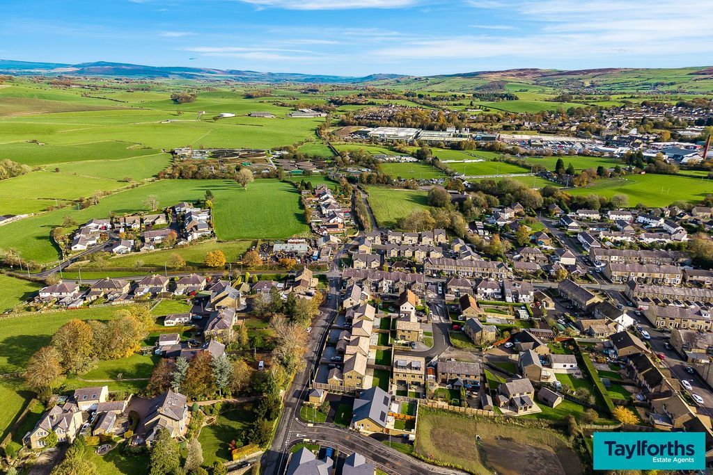 Additional image 63 of 5 bed detached house for saleLane Ends Close, Barnoldswick BB18