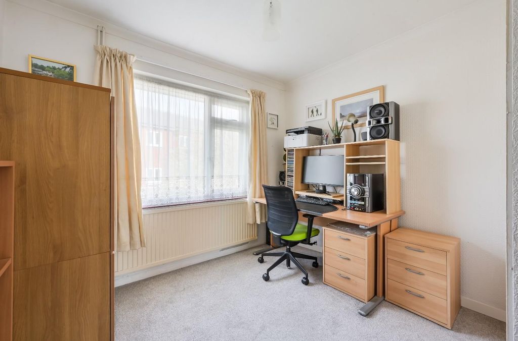 Additional image 8 of 2 bed maisonette for saleCheviot Close, Banstead SM7
