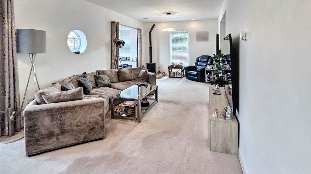 Additional image 3 of 4 bed bungalow for saleWoodhorn Road Back, Ashington NE63