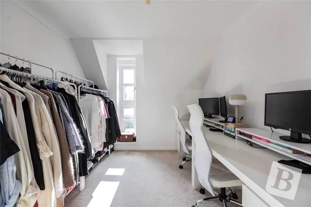 Additional image 12 of 2 bed flat for saleCornsland Close, Upminster RM14