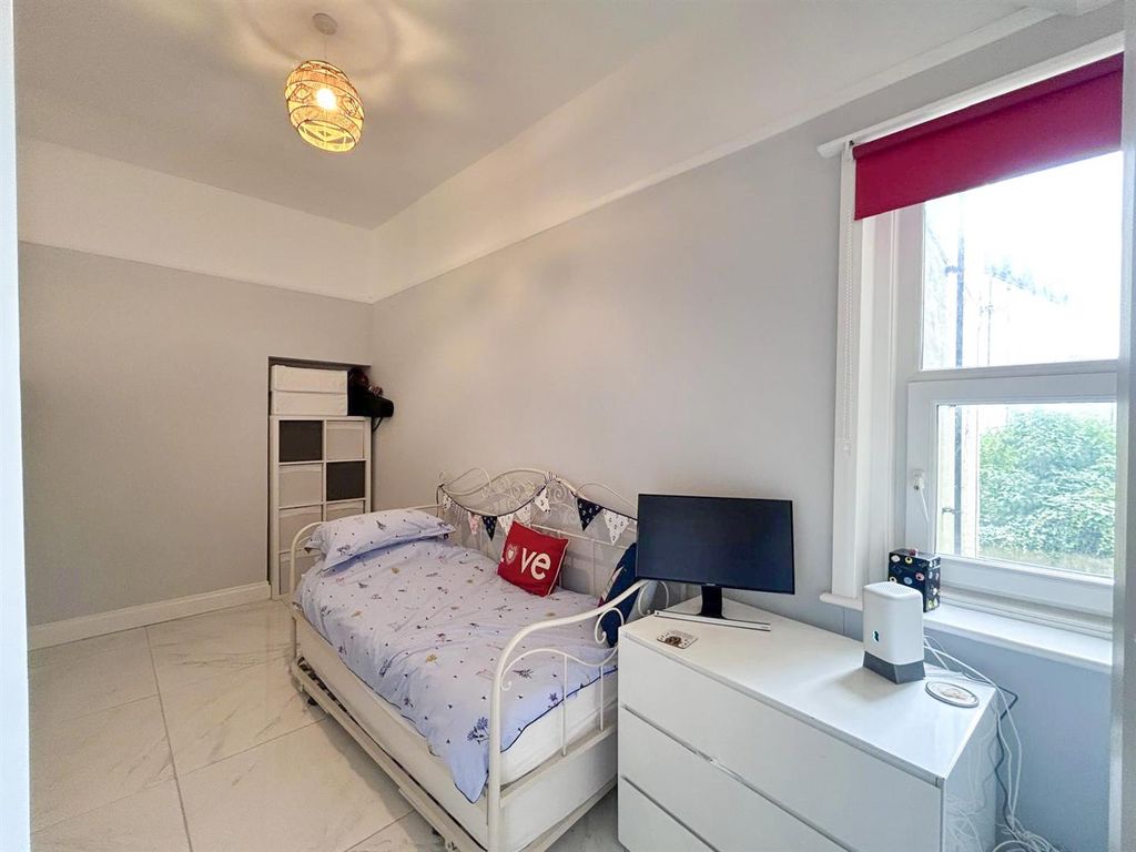 Additional image 10 of 3 bed flat for saleWest Parade, Bexhill-On-Sea TN39
