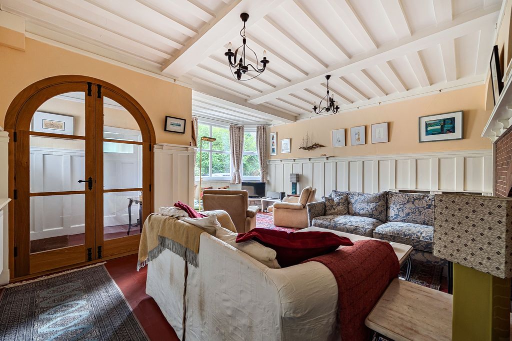 Additional image 7 of 6 bed semi-detached house for saleShinfield Road, Reading, Berkshire RG2